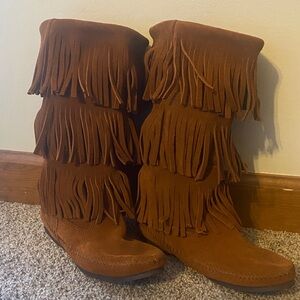 Minnetonka Fringe Moccasin Boots - Tan